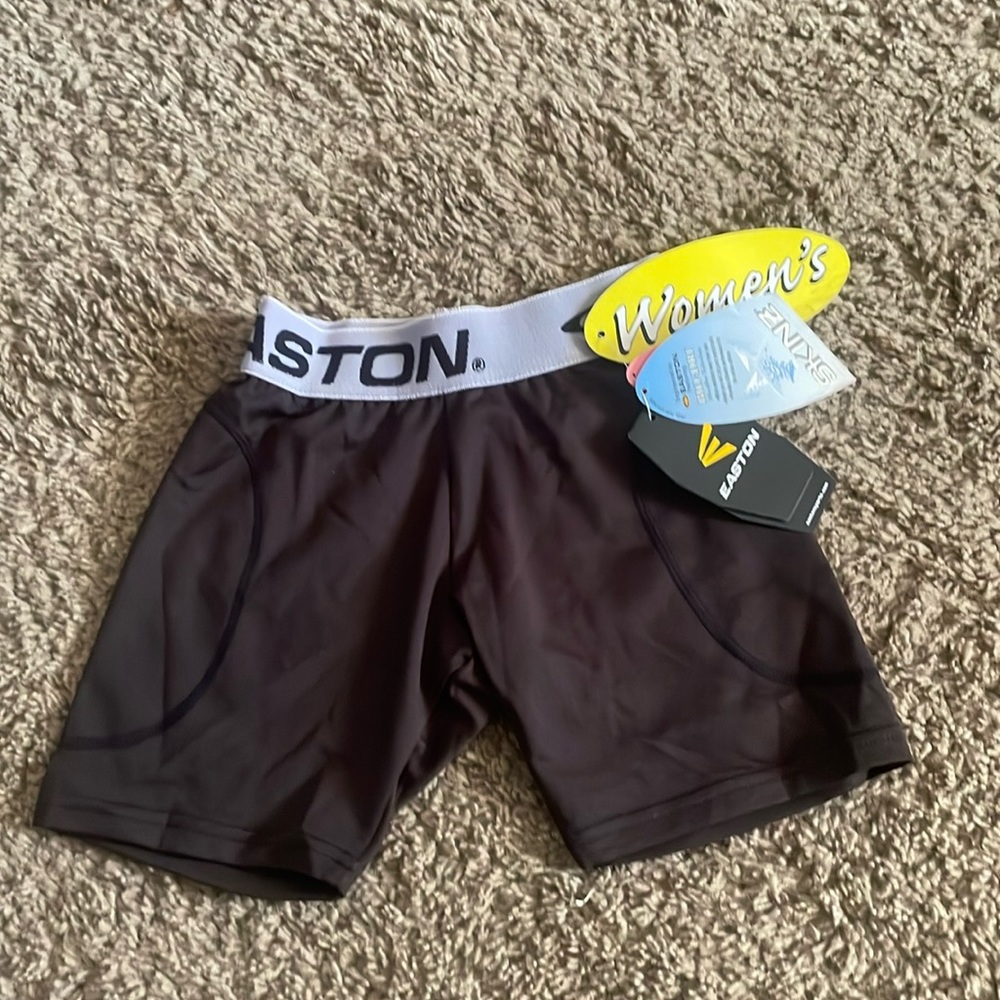 NWTs Girls Easton black sliding shorts Sz Medium